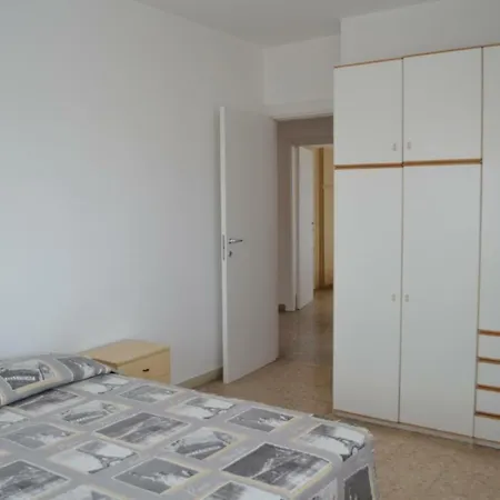 Palazzo Mazzini 8 * Lido di Jesolo
